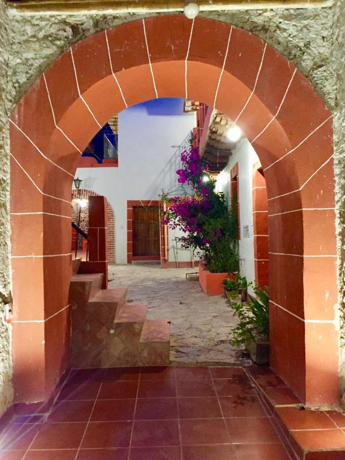 Hotel Hacienda Encantada Real de Catorce Exteriör bild